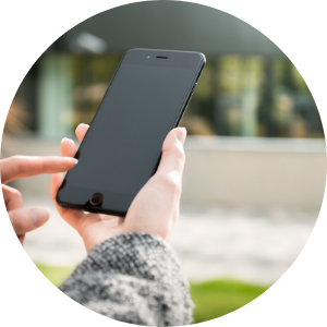 特徴1:予約はスマホから24時間OK!